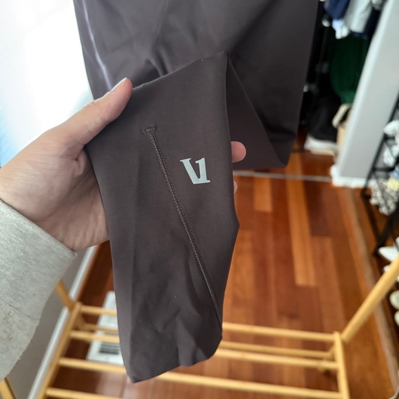 Vuori evolve leggings | Color: plum | Size: S - Picture 7 of 7
